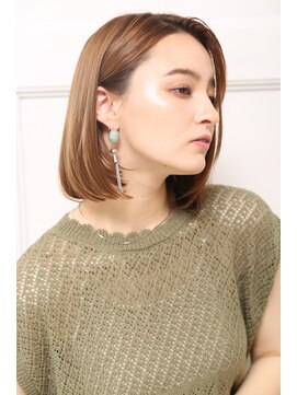 クラッチ ユニ(CLUTCH uni) くびれミディナチュラルワンカールボブd5