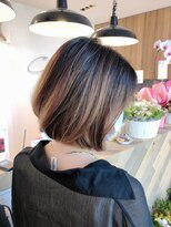 シャメル(Chamel)&nbsp;前下がりショートボブ◇ひし形大人可愛い◇髪質改善