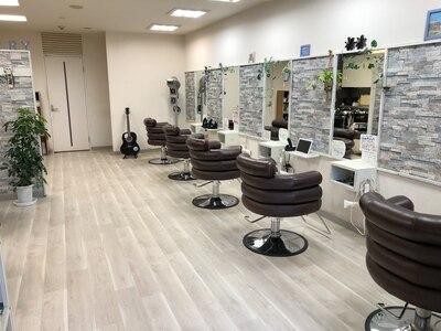 ヘアーズ ベリー 伏見桃山店(hairs BERRY)