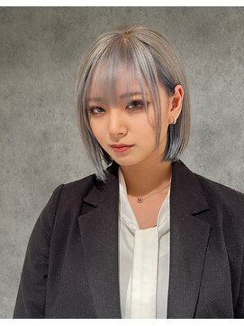 エアー 青山(AIR) 前下がりボブ/グレージュカラー/ハイトーンカラー/10代20代30代