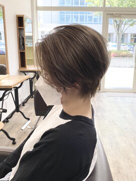 サンセット(sunset) ショートカット、ブリーチ、カラー、カット