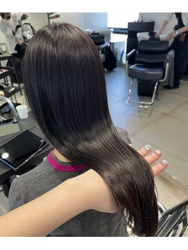 アルテ(ARTE) 【ARTE表参道/青山】ロングレイヤー×透明感ベージュ