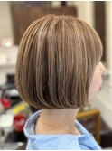 大人ハイライトグラデーショングレージュボブ