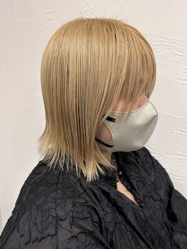 ジィップクリニカ(Zip clinica) 切りっぱなしボブミルクティーベージュ 担当-木村優伽