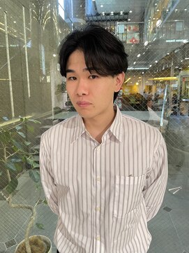 ブランコ 名古屋栄(BLANCO) ナーチュラルなセンターパート