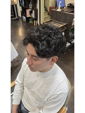 オムヘアーバイグルーマーズ(HOMME HAIR by GROOMER/S) メンズ7：3ショート　HOMMEHAIR2nd江ヶ崎