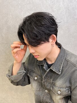 ジーナ 天神(Zina) ツイスパ×センターパート