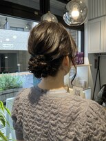 グラスバイネオリーブ 大倉山駅前店(grace by neolive)&nbsp;ゆるふわシニョン/お呼ばれヘアセット