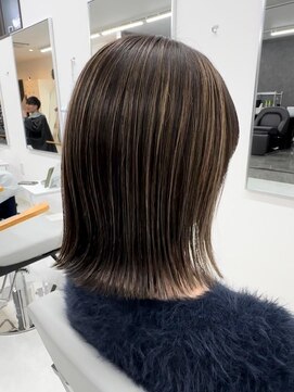 マインドヘアー(MiND HAiR) 切りっぱなしボブ_大人ハイライト_髪質改善トリートメント_3