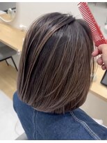 ログ キンシチョウ(L.O.G KINSHICHO)&nbsp;シャドウルーツカラー[錦糸町/新小岩/縮毛矯正/髪質改善]