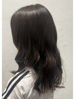 テン アヴェダ(TEN AVEDA) レイヤーカット コテ仕上げ