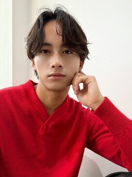 ツーダブル 大阪梅田(WW..) ツイストスパイラルパーマ波巻きスパイラル刈り上げマッシュ