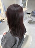 艶感引き立つ深めボルドーロング