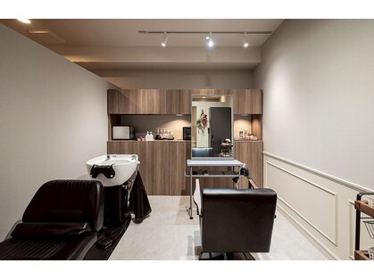 エマヘアーアアトリエ(Emma hair Atelier)の写真