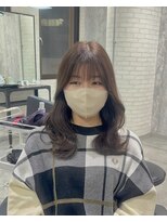 ジーナ 吉塚(Zina)&nbsp;くびれ巻きレイヤー/波巻き/顔まわりカット