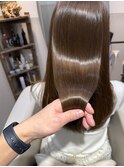 柔らかい質感の艶髪 髪質改善
