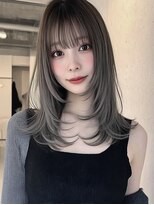 レア 新越谷(LEA) 柔らかレイヤー × シルバーグレージュ