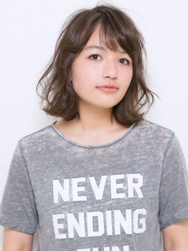 ミーティア バイ クアトロ(Meteor By QUATRO) カジュアルフェミニンボブ