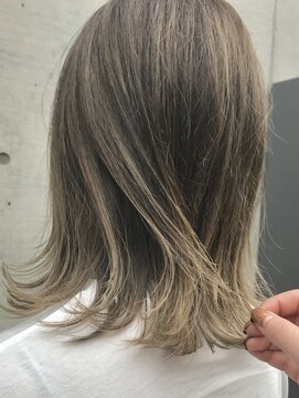 ロエナ(ROENA) 外国人風ハイライトグラデーションWカラーインナーカラー