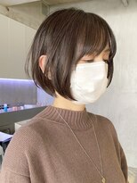 エリマ 調布(elima)&nbsp;レイヤーボブ ショコラベージュ 丸みショートボブ 前髪あり