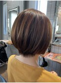 ショートボブ