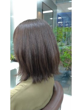 ピンナップガール pinup girl ワンレンボブ×オリーブグレージュ