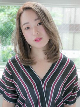 ルティア(Lutia) ワンカールで簡単レイヤースタイル