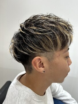 イルミ(iLUMi) iLUMi ×　ハイライト