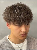 奈良メンズホワイトメッシュ ツイストパーマ