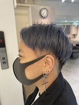 アヴァンスアンス 広島袋町店(AVANCE.ens)&nbsp;鮮やかな青色カラー