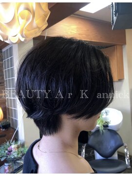 アークアニック ショート　パーマ