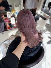 アルターリアン(aL ter LieN)&nbsp;イメチェン/ホワイトブロンド/外ハネボブ/美髪/ワイドバング