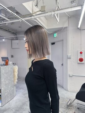 レアル 心斎橋 大阪(REAL) 髪質改善/レイヤー/ダブルカラー/ブリーチ/ハイライト/心斎橋