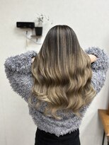 リングバイモアムー(Ring by Moremuu) ブリーチカラー ミルクティーバレイヤージュ