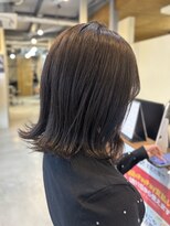 アイフラット 本店(I-FLAT)&nbsp;外ハネミディアム×暗めグレージュ