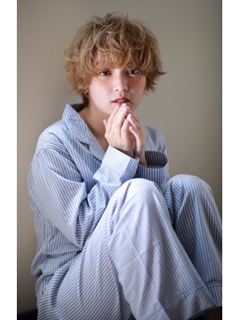 ラべリー 池袋(LOVELEY) アンニュイカールクラシカルフェザーボブ