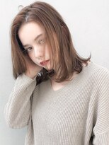 ルティア 池袋(Lutia) アッシュベージュで抜け感カラー