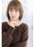 シースルーバングで透け感♪ナチュラルかわいい艶カラーボブa
