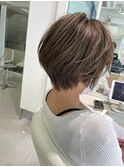 ハンサムショート グレージュ