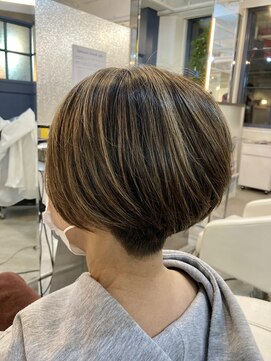 グラマシー アレックス(Gramercy alex) ハイライト×カーキベージュ×マッシュスタイル30代40代50代