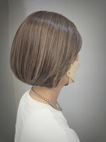 バッカ(BACCA)&nbsp;#白髪ナチュラルハイライト、大人ボブ#