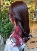 レッドブラウン×鮮やかレッドインナー ウェーブ巻きミディアム