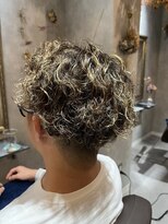 お花と犬と美容室&nbsp;ハイライトスパイラル