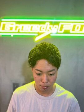 グリーディーフォックス 三軒茶屋(GreedyFOX) 波巻き/マッシュパーマ/ウルフ/ハイライト<理容室>三軒茶屋