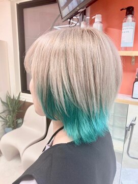 エターナルバイマティーナ(Eternal by MATINA) 【ウルフカット/インナーカラー/エメラルド】20代30代40代50代