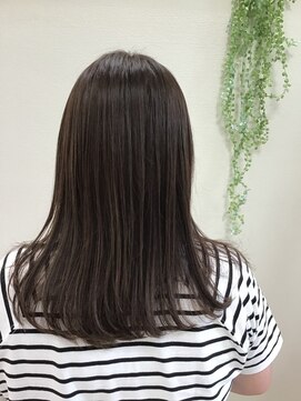 アドゥーヘア ヴィス(A do hair vis) グレージュ