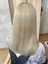 カリーナコークス 原宿 渋谷(Carina COKETH) インナーカラー/ダブルカラー/イヤリングカラー/ハイライト