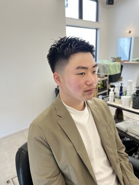 ヘアルームキムラ(HAIR ROOM KIMURA) メンズフェードベリーショートツーブロックアップバングクロップ