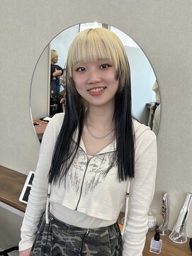 ローレン(Lolen.) 【ホワイトブロンドルーツ/イメチェン】しまゆー