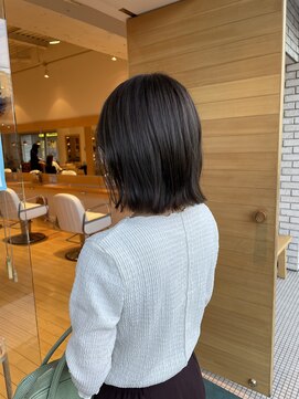 オーガニックエコ 川越(organic+eco) 透明感たっぷり！大人かわいいグレージュボブ